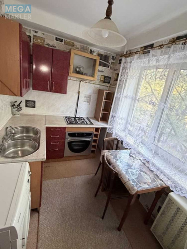 Продаж 2 кімнатної квартири (47/?/9), 4 пов. 5 пов. будинку, <a class="location-link" href="/kiev/" title="Недвижимость Київ">Київ</a>, <a class="location-link" href="/kiev/podolskij/" title="Недвижимость Подільський район">Подільський р-н</a>, Гречко Маршала ул., 8В (изображение 7)