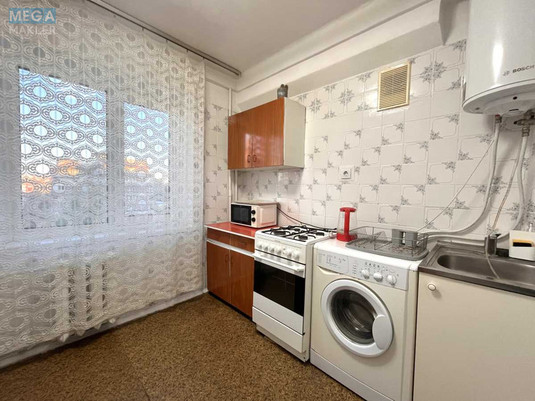 Оренда 2 кімнатної квартири, <a class="location-link" href="/kiev/" title="Недвижимость Київ">Київ</a>, <a class="location-link" href="/kiev/obolonskij/" title="Недвижимость Оболонський район">Оболонський р-н</a>, Оболонський просп., 10 (изображение 9)