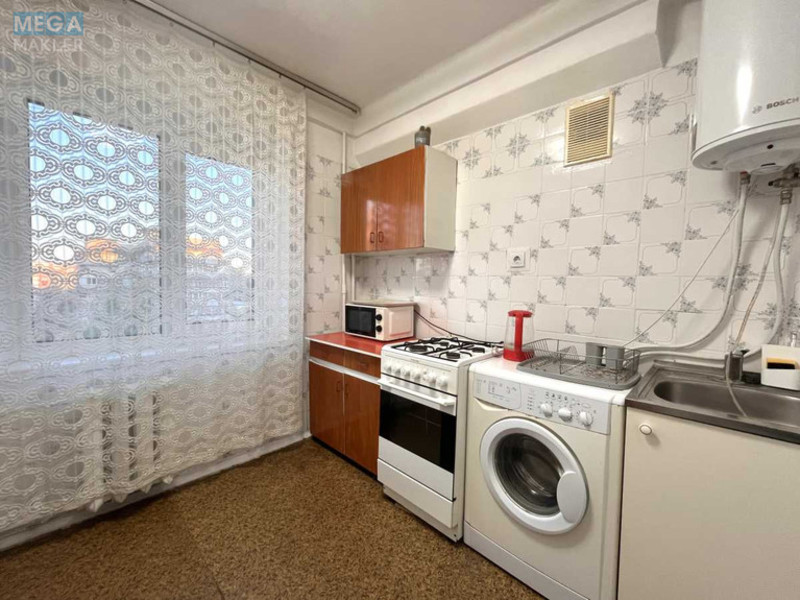 Оренда 2 кімнатної квартири, <a class="location-link" href="/kiev/" title="Недвижимость Київ">Київ</a>, <a class="location-link" href="/kiev/obolonskij/" title="Недвижимость Оболонський район">Оболонський р-н</a>, Оболонський просп., 10 (изображение 9)