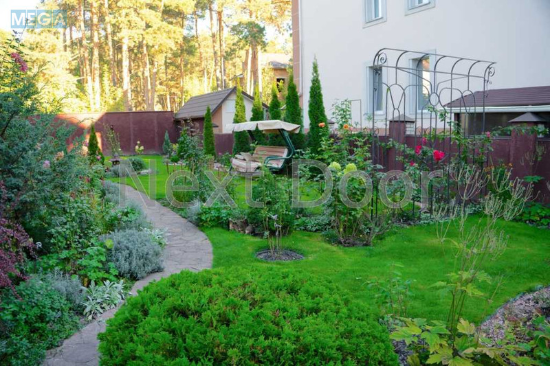 Продаж дома, 2&nbsp;поверху, 327&nbsp;кв.м, 6&nbsp;кімнат, ділянка 10&nbsp;соток, <a class="location-link" href="/kiev/" title="Недвижимость Київ">Київ</a>, <a class="location-link" href="/kiev/desnyanskij/" title="Недвижимость Деснянський район">Деснянський р-н</a>, Радистів пров. (изображение 2)