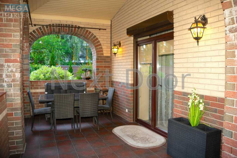 Продаж дома, 2&nbsp;поверху, 327&nbsp;кв.м, 6&nbsp;кімнат, ділянка 10&nbsp;соток, <a class="location-link" href="/kiev/" title="Недвижимость Київ">Київ</a>, <a class="location-link" href="/kiev/desnyanskij/" title="Недвижимость Деснянський район">Деснянський р-н</a>, Радистів пров. (изображение 5)