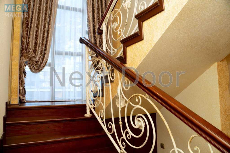 Продаж дома, 2&nbsp;поверху, 327&nbsp;кв.м, 6&nbsp;кімнат, ділянка 10&nbsp;соток, <a class="location-link" href="/kiev/" title="Недвижимость Київ">Київ</a>, <a class="location-link" href="/kiev/desnyanskij/" title="Недвижимость Деснянський район">Деснянський р-н</a>, Радистів пров. (изображение 19)