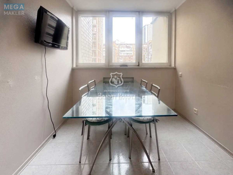 Продаж 4 кімнатної квартири (104,4/71,5/11), 6 пов. 16 пов. будинку, <a class="location-link" href="/kiev/" title="Недвижимость Київ">Київ</a>, <a class="location-link" href="/kiev/goloseevskij/" title="Недвижимость Голосіївський район">Голосіївський р-н</a>, Антоновича вул., 91/14 (изображение 12)