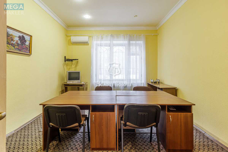 Продаж 3 кімнатної квартири (71,8/47/24,8), 1 пов. 5 пов. будинку, <a class="location-link" href="/kiev/" title="Недвижимость Київ">Київ</a>, <a class="location-link" href="/kiev/pecherskij/" title="Недвижимость Печерський район">Печерський р-н</a>, Інститутська вул., 22/7 (изображение 4)