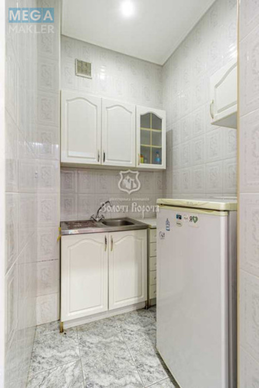 Продаж 3 кімнатної квартири (71,8/47/24,8), 1 пов. 5 пов. будинку, <a class="location-link" href="/kiev/" title="Недвижимость Київ">Київ</a>, <a class="location-link" href="/kiev/pecherskij/" title="Недвижимость Печерський район">Печерський р-н</a>, Інститутська вул., 22/7 (изображение 16)