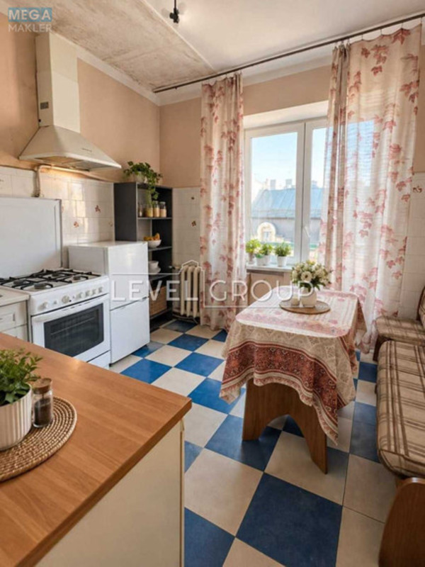 Продаж 2 кімнатної квартири (60/34/7,5), 5 пов. 5 пов. будинку, <a class="location-link" href="/kiev/" title="Недвижимость Київ">Київ</a>, <a class="location-link" href="/kiev/podolskij/" title="Недвижимость Подільський район">Подільський р-н</a>, Борисоглібська вул., 4 (изображение 3)