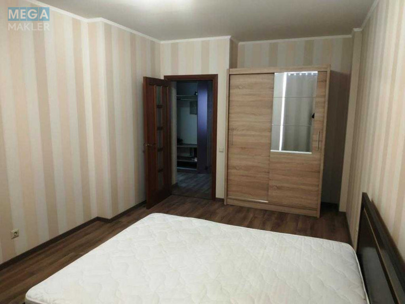 Оренда 3 кімнатної квартири, <a class="location-link" href="/kiev/" title="Недвижимость Київ">Київ</a>, <a class="location-link" href="/kiev/dneprovskij/" title="Недвижимость Дніпровський район">Дніпровський р-н</a>, Регенераторна вул., 19 (изображение 9)