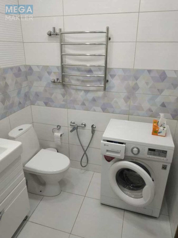 Оренда 3 кімнатної квартири, <a class="location-link" href="/kiev/" title="Недвижимость Київ">Київ</a>, <a class="location-link" href="/kiev/dneprovskij/" title="Недвижимость Дніпровський район">Дніпровський р-н</a>, Регенераторна вул., 19 (изображение 20)