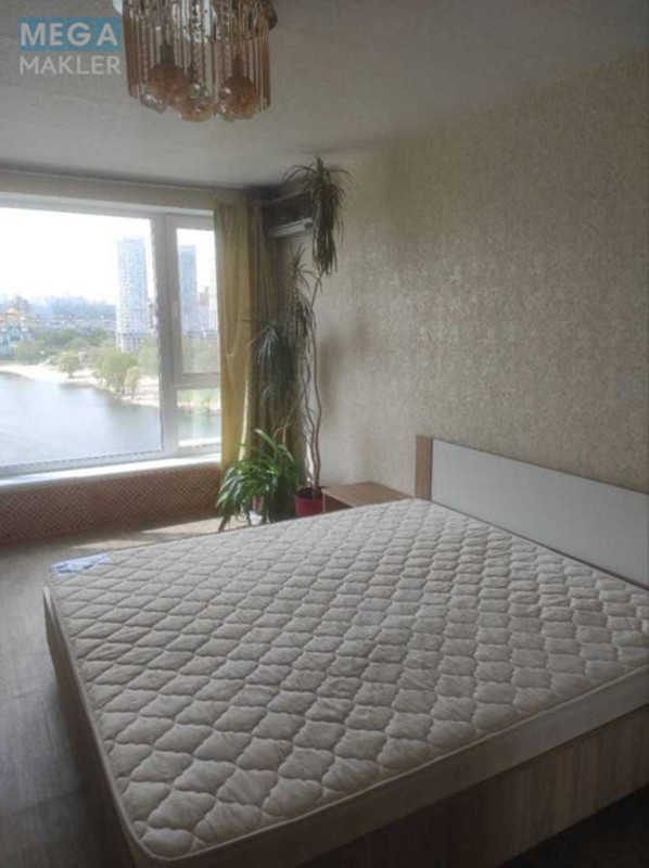Оренда 1 кімнатної квартири, <a class="location-link" href="/kiev/" title="Недвижимость Київ">Київ</a>, <a class="location-link" href="/kiev/dneprovskij/" title="Недвижимость Дніпровський район">Дніпровський р-н</a>, Березняківська вул., 30 (изображение 2)
