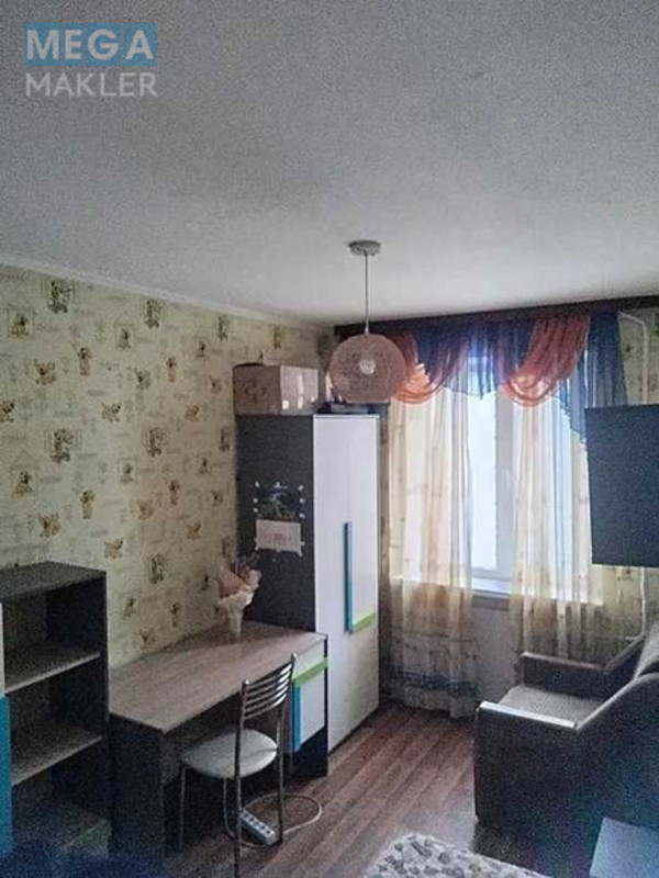 Оренда кімнати (підселення), <a class="location-link" href="/kiev/" title="Недвижимость Київ">Київ</a>, <a class="location-link" href="/kiev/svyatoshinskij/" title="Недвижимость Святошинський район">Святошинський р-н</a>, Зодчих ул., 30 (изображение 4)