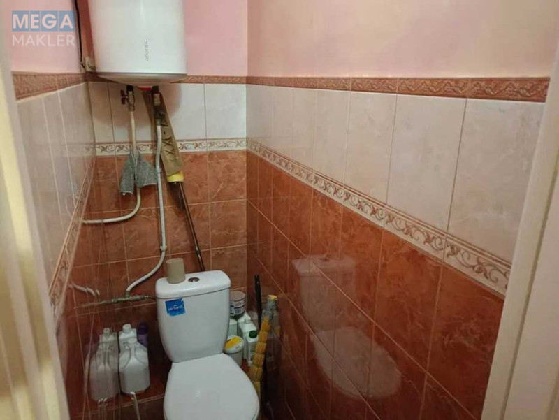 Оренда кімнати (підселення), <a class="location-link" href="/kiev/" title="Недвижимость Київ">Київ</a>, <a class="location-link" href="/kiev/svyatoshinskij/" title="Недвижимость Святошинський район">Святошинський р-н</a>, Зодчих ул., 30 (изображение 6)