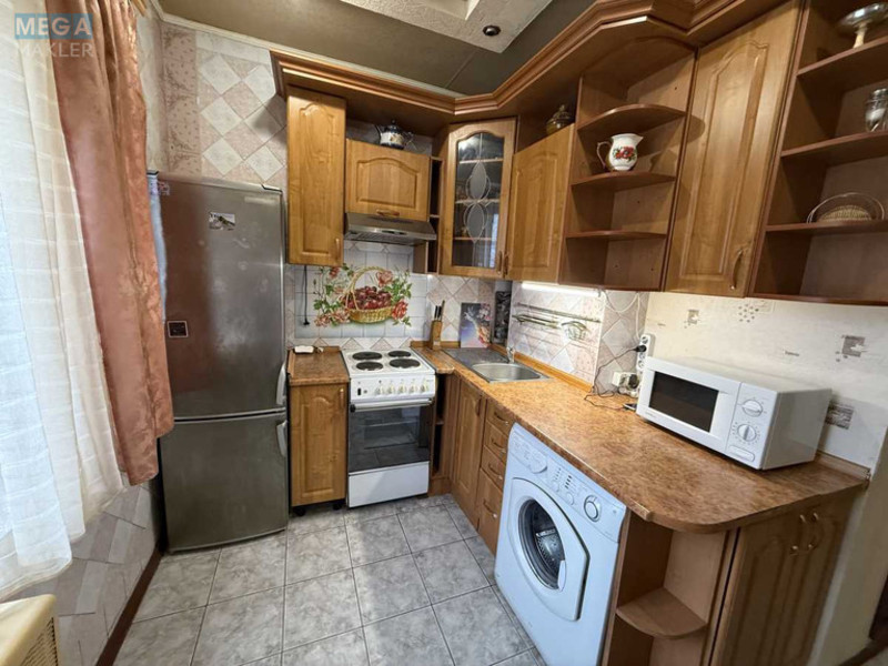 Оренда 1 кімнатної квартири, <a class="location-link" href="/kiev/" title="Недвижимость Київ">Київ</a>, <a class="location-link" href="/kiev/obolonskij/" title="Недвижимость Оболонський район">Оболонський р-н</a>, Героев Сталинграда просп., 39А (изображение 13)