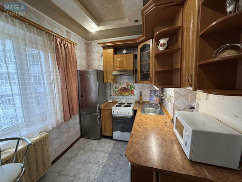 Оренда 1 кімнатної квартири, <a class="location-link" href="/kiev/" title="Недвижимость Київ">Київ</a>, <a class="location-link" href="/kiev/obolonskij/" title="Недвижимость Оболонський район">Оболонський р-н</a>, Героев Сталинграда просп., 39А (изображение 16)