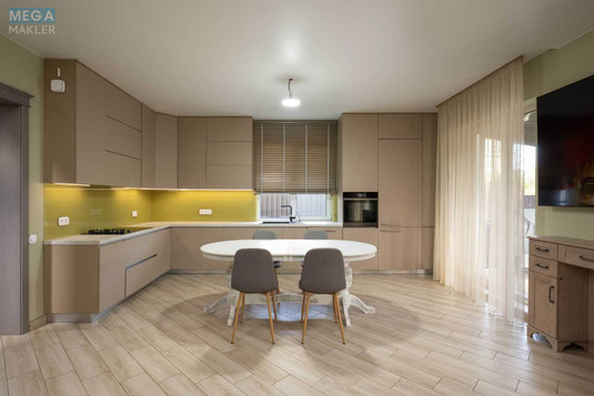 Продаж дома, 2&nbsp;поверху, 132&nbsp;кв.м, 4&nbsp;кімнати, ділянка 5&nbsp;соток, <a class="location-link" href="/bucha/" title="Недвижимость Буча">Буча</a>, Щаслива, 41б (изображение 2)