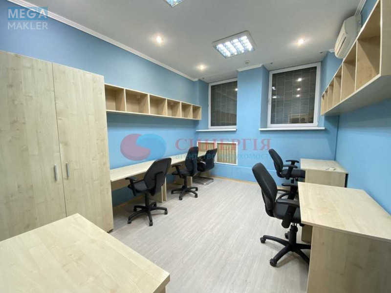 Оренда комерційної нерухомості, 115&nbsp;кв.м, под офис, <a class="location-link" href="/kiev/" title="Недвижимость Київ">Київ</a>, <a class="location-link" href="/kiev/pecherskij/" title="Недвижимость Печерський район">Печерський р-н</a>, Кропивницького вул., 4 (изображение 5)