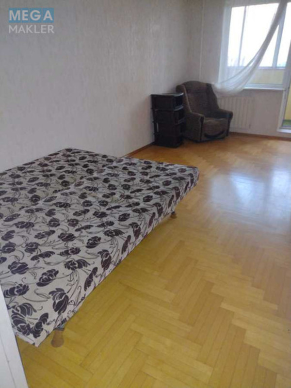 Оренда 5 кімнатної квартири, <a class="location-link" href="/kiev/" title="Недвижимость Київ">Київ</a>, <a class="location-link" href="/kiev/goloseevskij/" title="Недвижимость Голосіївський район">Голосіївський р-н</a>, Академика Глушкова просп., 43 (изображение 2)