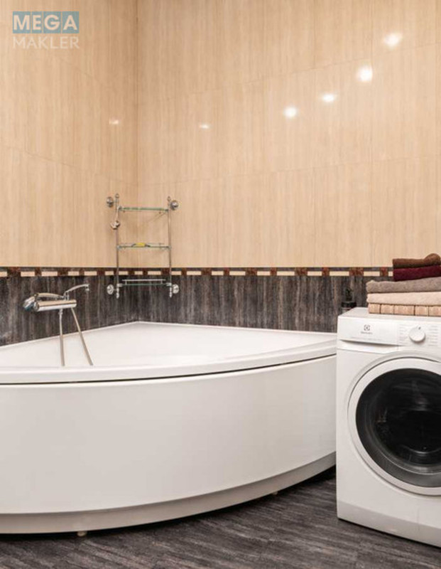 Продаж 3 кімнатної квартири (120/59/14), 10 пов. 17 пов. будинку, <a class="location-link" href="/kiev/" title="Недвижимость Київ">Київ</a>, <a class="location-link" href="/kiev/obolonskij/" title="Недвижимость Оболонський район">Оболонський р-н</a>, Маршала Тимошенко ул., 21 (изображение 7)
