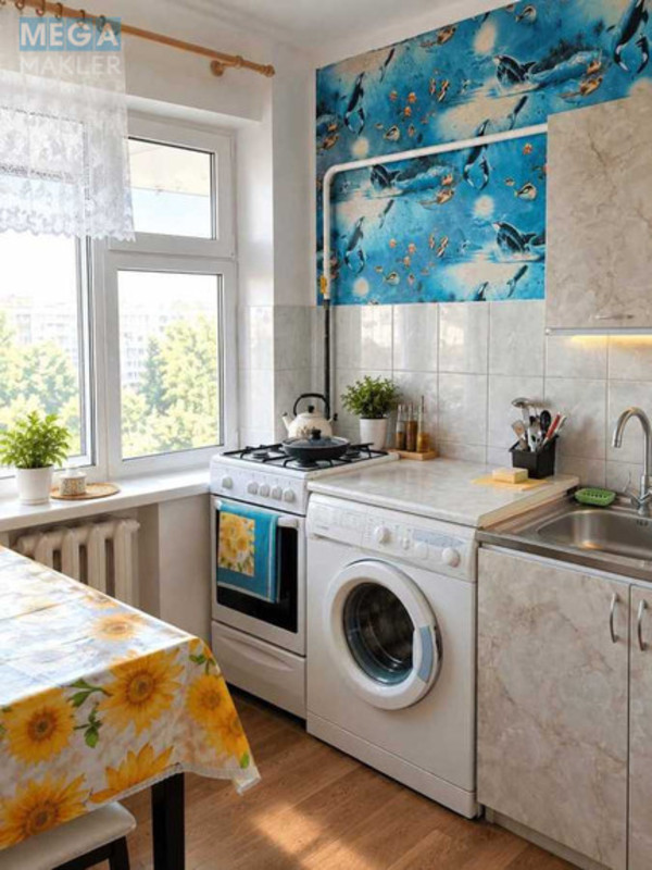 Оренда 2 кімнатної квартири, <a class="location-link" href="/odessa/" title="Недвижимость Одеса">Одеса</a>, <a class="location-link" href="/odessa/primorskij/" title="Недвижимость Приморський район">Приморський р-н</a>, Торговая, 1б (изображение 3)
