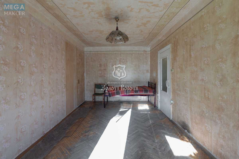 Продаж 1 кімнатної квартири (29,8/16,7/6,7), 2 пов. 5 пов. будинку, <a class="location-link" href="/kiev/" title="Недвижимость Київ">Київ</a>, <a class="location-link" href="/kiev/pecherskij/" title="Недвижимость Печерський район">Печерський р-н</a>, Бастіонна вул., 13 (изображение 2)