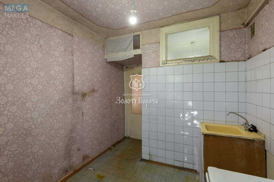 Продаж 1 кімнатної квартири (29,8/16,7/6,7), 2 пов. 5 пов. будинку, <a class="location-link" href="/kiev/" title="Недвижимость Київ">Київ</a>, <a class="location-link" href="/kiev/pecherskij/" title="Недвижимость Печерський район">Печерський р-н</a>, Бастіонна вул., 13 (изображение 6)