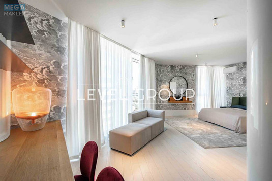 Продаж 5 кімнатної квартири (263/145/37), 19 пов. 21 пов. будинку, <a class="location-link" href="/kiev/" title="Недвижимость Київ">Київ</a>, <a class="location-link" href="/kiev/solomenskij/" title="Недвижимость Солом'янський район">Солом'янський р-н</a>, Митрополита Василя Липківського вул., 16г (изображение 2)