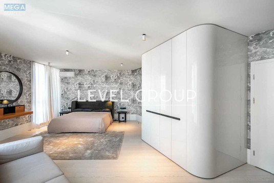 Продаж 5 кімнатної квартири (263/145/37), 19 пов. 21 пов. будинку, <a class="location-link" href="/kiev/" title="Недвижимость Київ">Київ</a>, <a class="location-link" href="/kiev/solomenskij/" title="Недвижимость Солом'янський район">Солом'янський р-н</a>, Митрополита Василя Липківського вул., 16г (изображение 3)