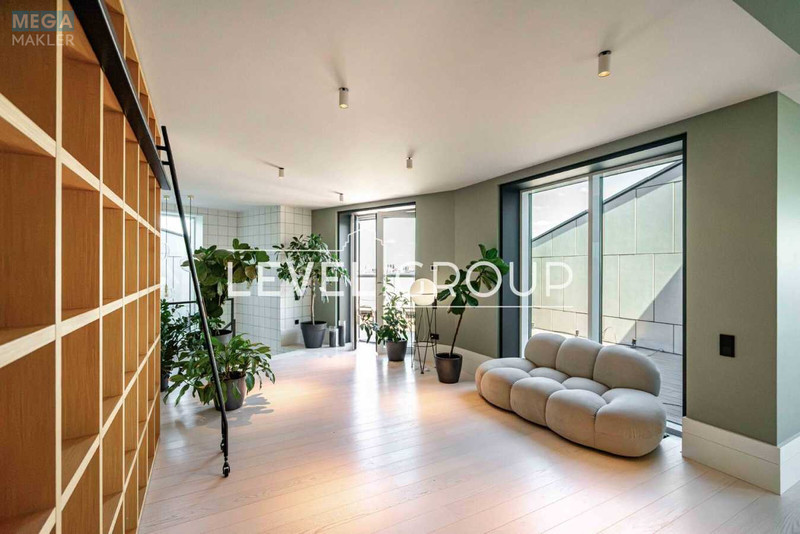 Продаж 5 кімнатної квартири (263/145/37), 19 пов. 21 пов. будинку, <a class="location-link" href="/kiev/" title="Недвижимость Київ">Київ</a>, <a class="location-link" href="/kiev/solomenskij/" title="Недвижимость Солом'янський район">Солом'янський р-н</a>, Митрополита Василя Липківського вул., 16г (изображение 10)