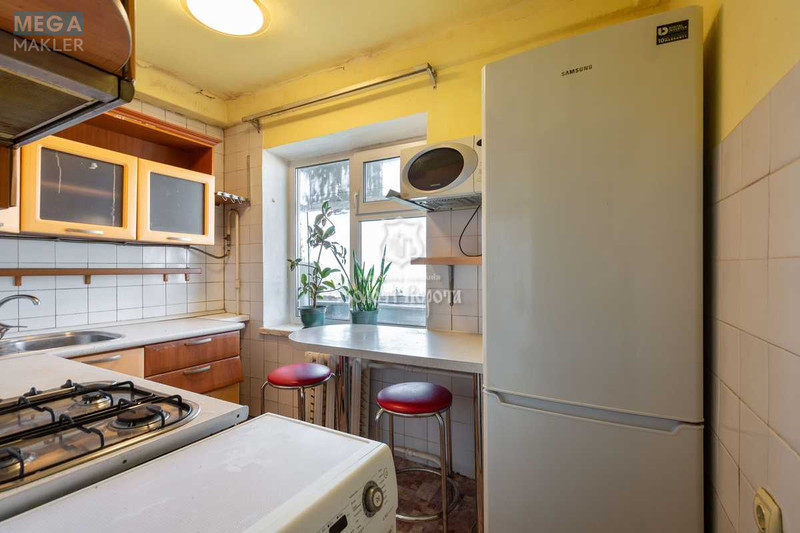 Продаж 3 кімнатної квартири (60,5/40/7), 9 пов. 9 пов. будинку, <a class="location-link" href="/kiev/" title="Недвижимость Київ">Київ</a>, <a class="location-link" href="/kiev/svyatoshinskij/" title="Недвижимость Святошинський район">Святошинський р-н</a>, Якуба Коласа вул., 17 (изображение 11)