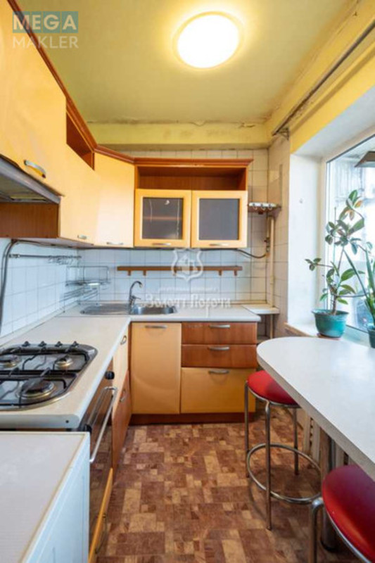 Продаж 3 кімнатної квартири (60,5/40/7), 9 пов. 9 пов. будинку, <a class="location-link" href="/kiev/" title="Недвижимость Київ">Київ</a>, <a class="location-link" href="/kiev/svyatoshinskij/" title="Недвижимость Святошинський район">Святошинський р-н</a>, Якуба Коласа вул., 17 (изображение 12)