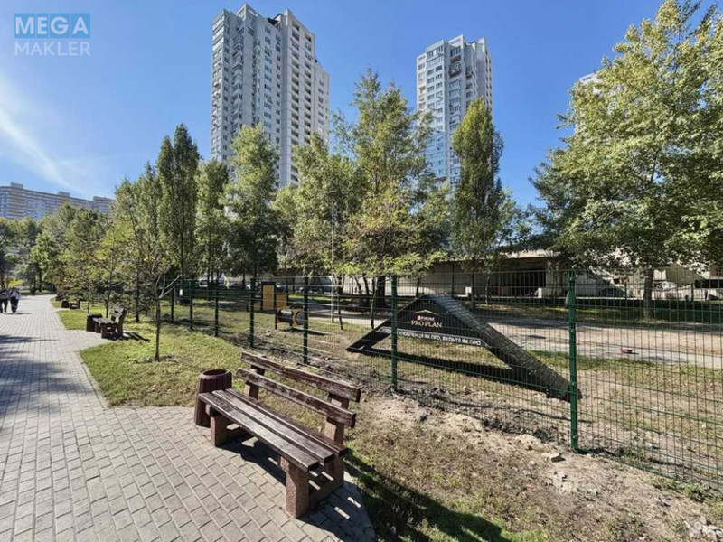 Продаж 1 кімнатної квартири (55,5/13,9/23,8), 7 пов. 25 пов. будинку, <a class="location-link" href="/kiev/" title="Недвижимость Київ">Київ</a>, <a class="location-link" href="/kiev/dneprovskij/" title="Недвижимость Дніпровський район">Дніпровський р-н</a>, Юрия Шумского ул., 1 (изображение 23)