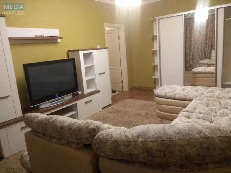 Оренда 2 кімнатної квартири, <a class="location-link" href="/kiev/" title="Недвижимость Київ">Київ</a>, <a class="location-link" href="/kiev/darnickij/" title="Недвижимость Дарницький район">Дарницький р-н</a>, Архітектора Вербицького вул., 14в (изображение 4)