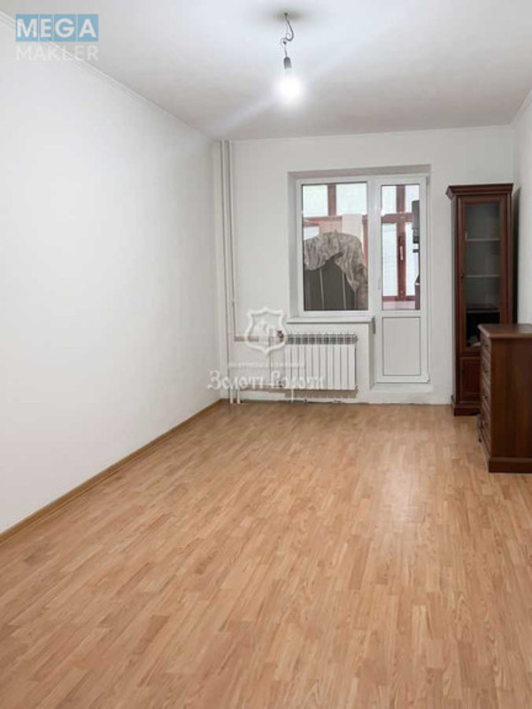 Продаж 3 кімнатної квартири (69/33/6), 2 пов. 9 пов. будинку, <a class="location-link" href="/kiev/" title="Недвижимость Київ">Київ</a>, <a class="location-link" href="/kiev/shevchenkovskij/" title="Недвижимость Шевченківський район">Шевченківський р-н</a>, Татарська вул., 38 (изображение 2)