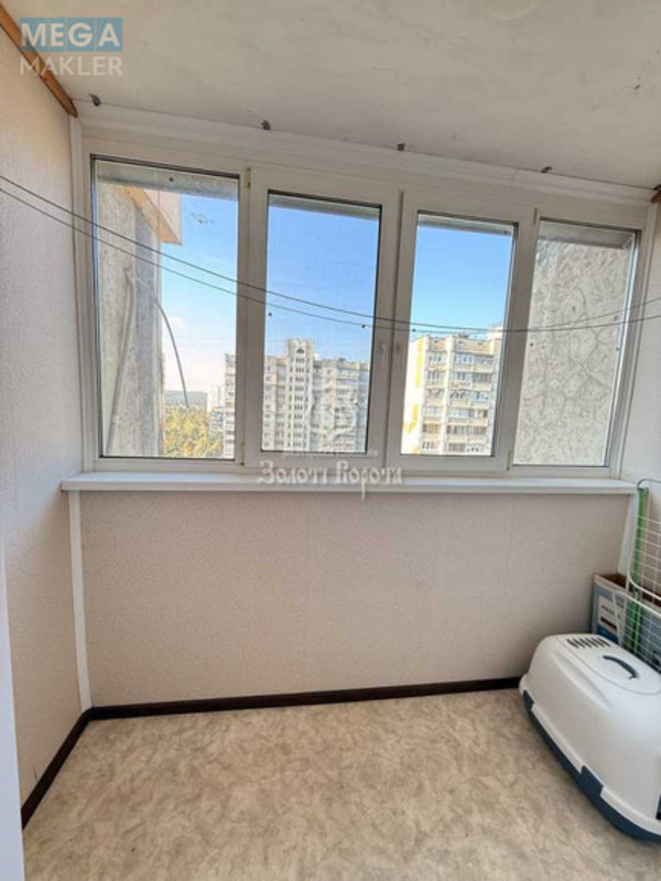 Продаж 2 кімнатної квартири (58,9/28,5/8,4), 13 пов. 16 пов. будинку, <a class="location-link" href="/kiev/" title="Недвижимость Київ">Київ</a>, <a class="location-link" href="/kiev/svyatoshinskij/" title="Недвижимость Святошинський район">Святошинський р-н</a>, Чорнобильська вул., 12а (изображение 9)