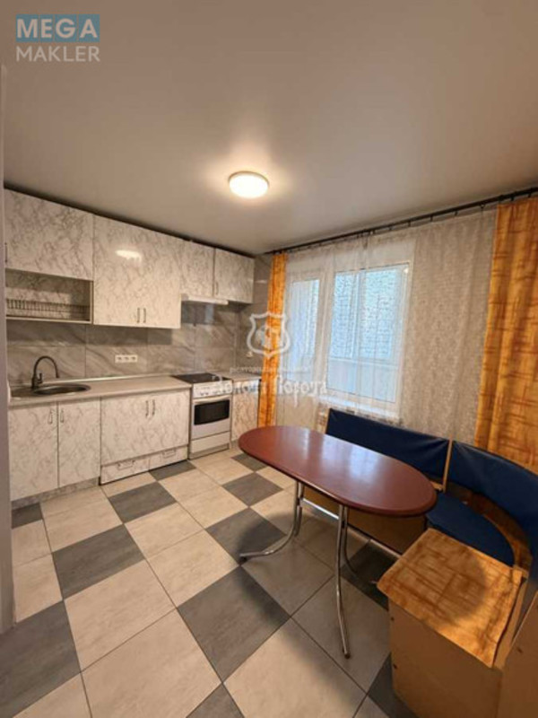 Продаж 2 кімнатної квартири (58,9/28,5/8,4), 13 пов. 16 пов. будинку, <a class="location-link" href="/kiev/" title="Недвижимость Київ">Київ</a>, <a class="location-link" href="/kiev/svyatoshinskij/" title="Недвижимость Святошинський район">Святошинський р-н</a>, Чорнобильська вул., 12а (изображение 10)