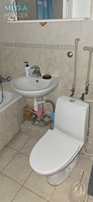 Оренда 2 кімнатної квартири, <a class="location-link" href="/kiev/" title="Недвижимость Київ">Київ</a>, <a class="location-link" href="/kiev/shevchenkovskij/" title="Недвижимость Шевченківський район">Шевченківський р-н</a>, Мрии ул., 11а (изображение 11)