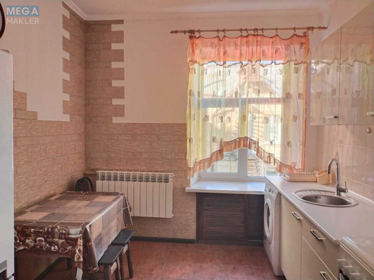 Оренда 1 кімнатної квартири, <a class="location-link" href="/odessa/" title="Недвижимость Одеса">Одеса</a>, <a class="location-link" href="/odessa/primorskij/" title="Недвижимость Приморський район">Приморський р-н</a>, Екатерининская, 39 (изображение 3)