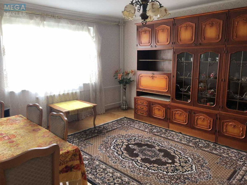 Оренда 4 кімнатні квартири, <a class="location-link" href="/kiev/" title="Недвижимость Київ">Київ</a>, <a class="location-link" href="/kiev/solomenskij/" title="Недвижимость Солом'янський район">Солом'янський р-н</a>, Кадетский Гай ул., 7 (изображение 3)