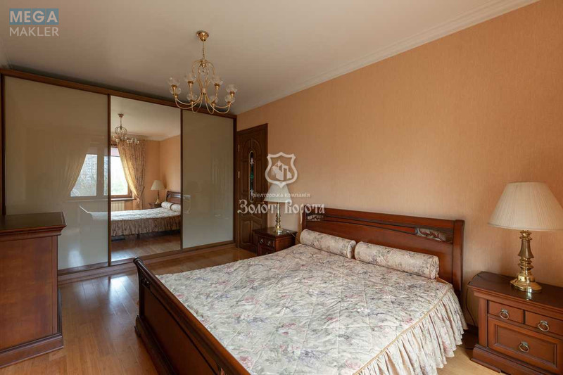 Продаж 3 кімнатної квартири (75,3/51,1/8,5), 3 пов. 5 пов. будинку, <a class="location-link" href="/kiev/" title="Недвижимость Київ">Київ</a>, <a class="location-link" href="/kiev/pecherskij/" title="Недвижимость Печерський район">Печерський р-н</a>, Миколи Міхновського бульв., 20 (изображение 2)