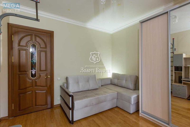 Продаж 3 кімнатної квартири (75,3/51,1/8,5), 3 пов. 5 пов. будинку, <a class="location-link" href="/kiev/" title="Недвижимость Київ">Київ</a>, <a class="location-link" href="/kiev/pecherskij/" title="Недвижимость Печерський район">Печерський р-н</a>, Миколи Міхновського бульв., 20 (изображение 10)