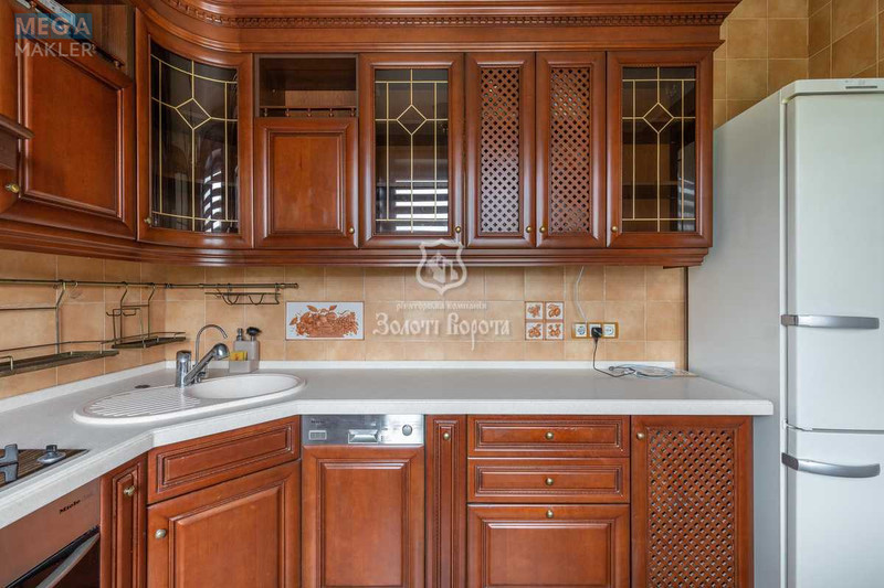 Продаж 3 кімнатної квартири (75,3/51,1/8,5), 3 пов. 5 пов. будинку, <a class="location-link" href="/kiev/" title="Недвижимость Київ">Київ</a>, <a class="location-link" href="/kiev/pecherskij/" title="Недвижимость Печерський район">Печерський р-н</a>, Миколи Міхновського бульв., 20 (изображение 15)
