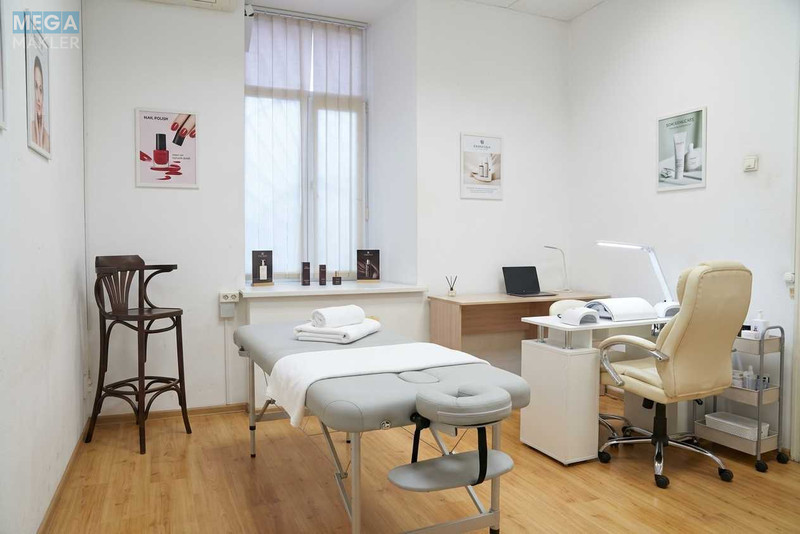 Продаж окремої будівлі/побудови, 55&nbsp;кв.м, <a class="location-link" href="/kiev/" title="Недвижимость Київ">Київ</a>, <a class="location-link" href="/kiev/goloseevskij/" title="Недвижимость Голосіївський район">Голосіївський р-н</a>, Саксаганського вул., 26/26 (изображение 16)
