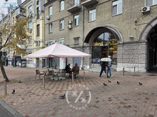Оренда комерційної нерухомості, 102&nbsp;кв.м, под магазин, <a class="location-link" href="/kiev/" title="Недвижимость Київ">Київ</a>, <a class="location-link" href="/kiev/pecherskij/" title="Недвижимость Печерський район">Печерський р-н</a>, Эспланадная ул., 32 (изображение 4)