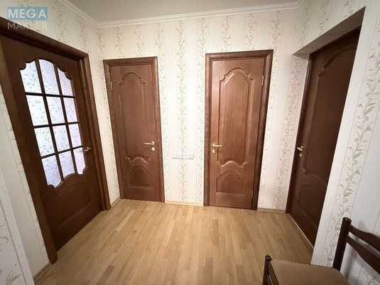 Оренда 3 кімнатної квартири, <a class="location-link" href="/kiev/" title="Недвижимость Київ">Київ</a>, <a class="location-link" href="/kiev/obolonskij/" title="Недвижимость Оболонський район">Оболонський р-н</a>, Вышгородская ул., 4А (изображение 7)
