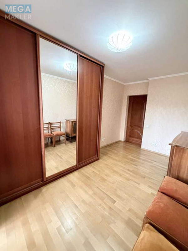 Оренда 3 кімнатної квартири, <a class="location-link" href="/kiev/" title="Недвижимость Київ">Київ</a>, <a class="location-link" href="/kiev/obolonskij/" title="Недвижимость Оболонський район">Оболонський р-н</a>, Вышгородская ул., 4А (изображение 20)