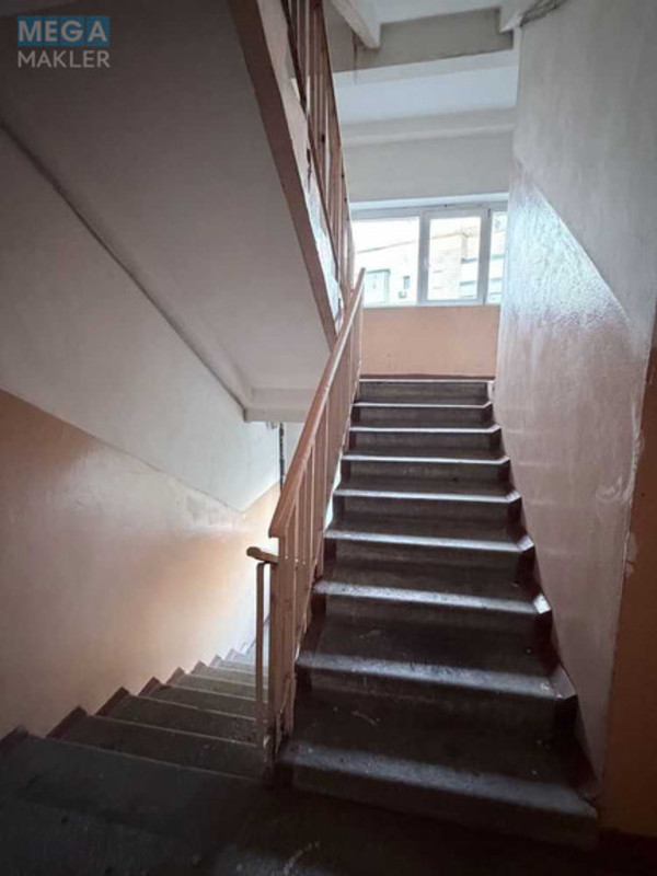Оренда 3 кімнатної квартири, <a class="location-link" href="/kiev/" title="Недвижимость Київ">Київ</a>, <a class="location-link" href="/kiev/obolonskij/" title="Недвижимость Оболонський район">Оболонський р-н</a>, Вышгородская ул., 4А (изображение 24)