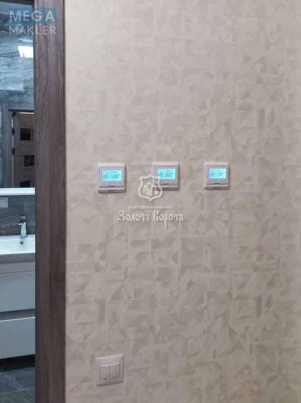 Продаж 1 кімнатної квартири (50,8/17,9/18,4), 10 пов. 17 пов. будинку, <a class="location-link" href="/kiev/" title="Недвижимость Київ">Київ</a>, <a class="location-link" href="/kiev/svyatoshinskij/" title="Недвижимость Святошинський район">Святошинський р-н</a>, Олеся Бердника вул., 1В (изображение 12)
