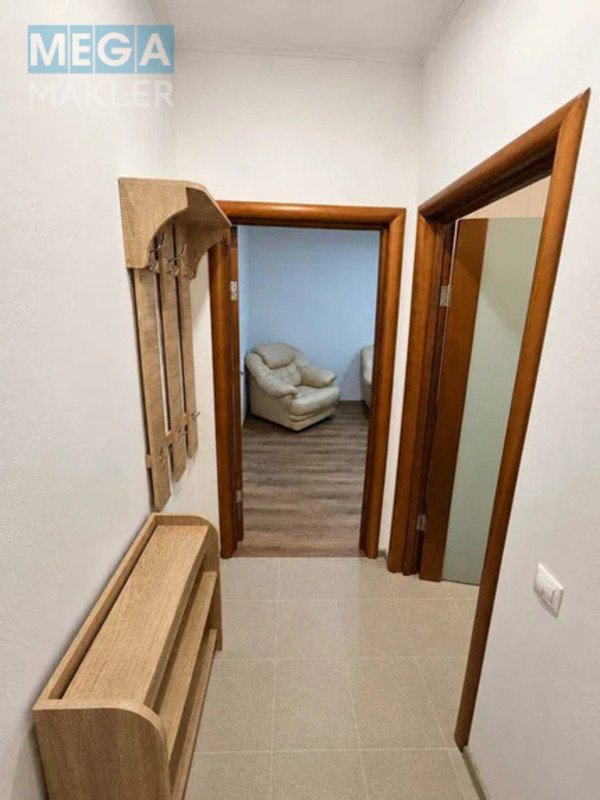 Продаж 2 кімнатної квартири (42,1/30/2), 1 пов. 5 пов. будинку, <a class="location-link" href="/kiev/" title="Недвижимость Київ">Київ</a>, <a class="location-link" href="/kiev/pecherskij/" title="Недвижимость Печерський район">Печерський р-н</a>, різницька 6 (изображение 2)