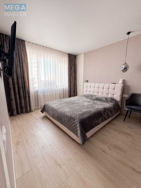 Продаж 3 кімнатної квартири (86/?/30), 13 пов. 25 пов. будинку, <a class="location-link" href="/brovary/" title="Недвижимость Бровари">Бровари</a>, Київська (изображение 10)