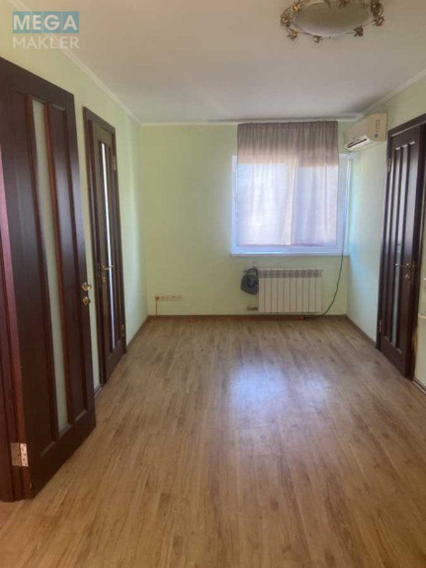 Продаж дома, 3&nbsp;поверху, 169,40&nbsp;кв.м, 5&nbsp;кімнат, ділянка 4&nbsp;сотки, <a class="location-link" href="/kiev/" title="Недвижимость Київ">Київ</a>, <a class="location-link" href="/kiev/obolonskij/" title="Недвижимость Оболонський район">Оболонський р-н</a>, 8-а лінія вул., 16 (изображение 16)