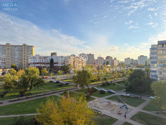 Продаж 2 кімнатної квартири (51/30,4/7,9), 6 пов. 9 пов. будинку, <a class="location-link" href="/kiev/" title="Недвижимость Київ">Київ</a>, <a class="location-link" href="/kiev/desnyanskij/" title="Недвижимость Деснянський район">Деснянський р-н</a>, Володимира Маяковського просп., 25 (изображение 20)